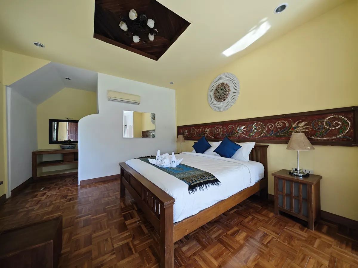 Deluxe Villa with Mountain View — wide interior view.